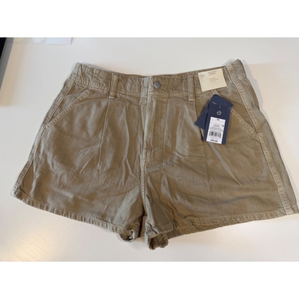 Universal Thread Womens Khaki Pleated High Rise Shorts Tan Size 10 NWT